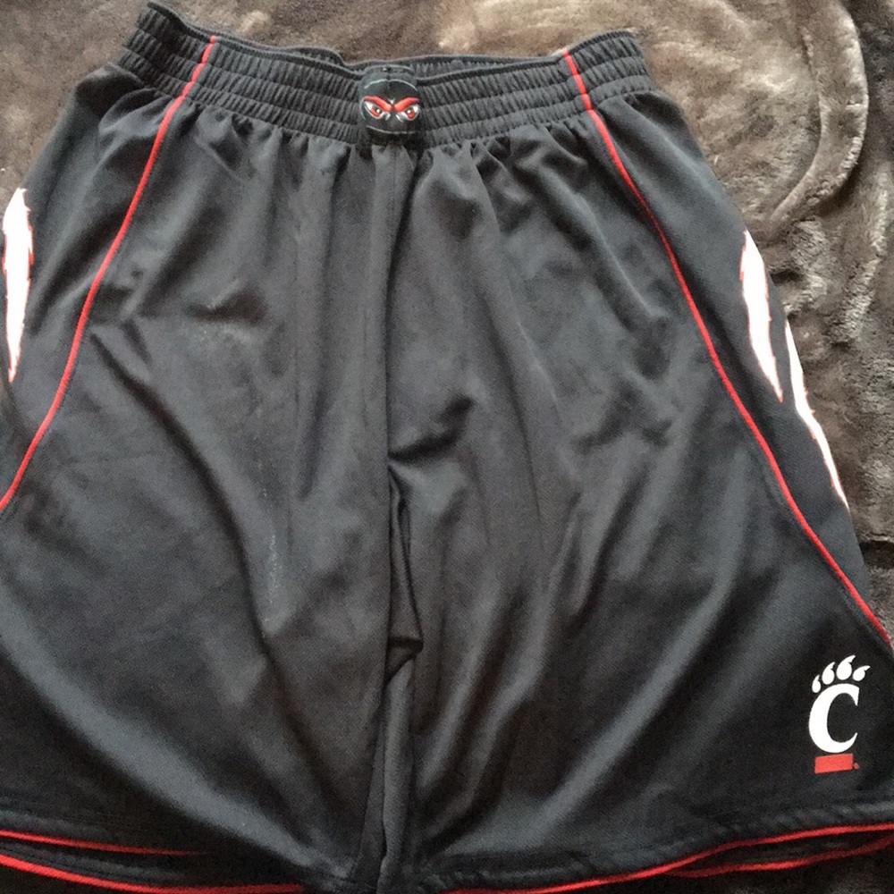 University of Cincinnati Bearcats shorts
